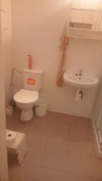 WC + umyvadlo